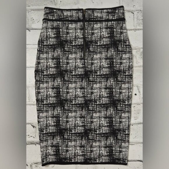 Faith and Joy New York Black & White Grid Pattern Skirt - Picture 6 of 10